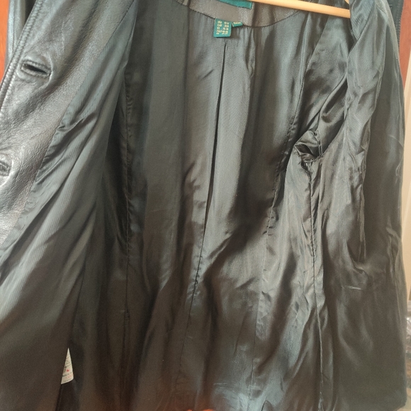 Woman's Danier Leather jacket size M - Picture 3 of 6